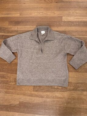 H&M Women's Taupe Wool Blend Collared V-Neck Knit Sweater - Size M
 b4